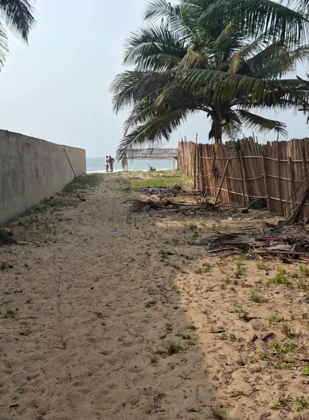 Bail Terrain Mondoukou / 1000m2 Bord de mer