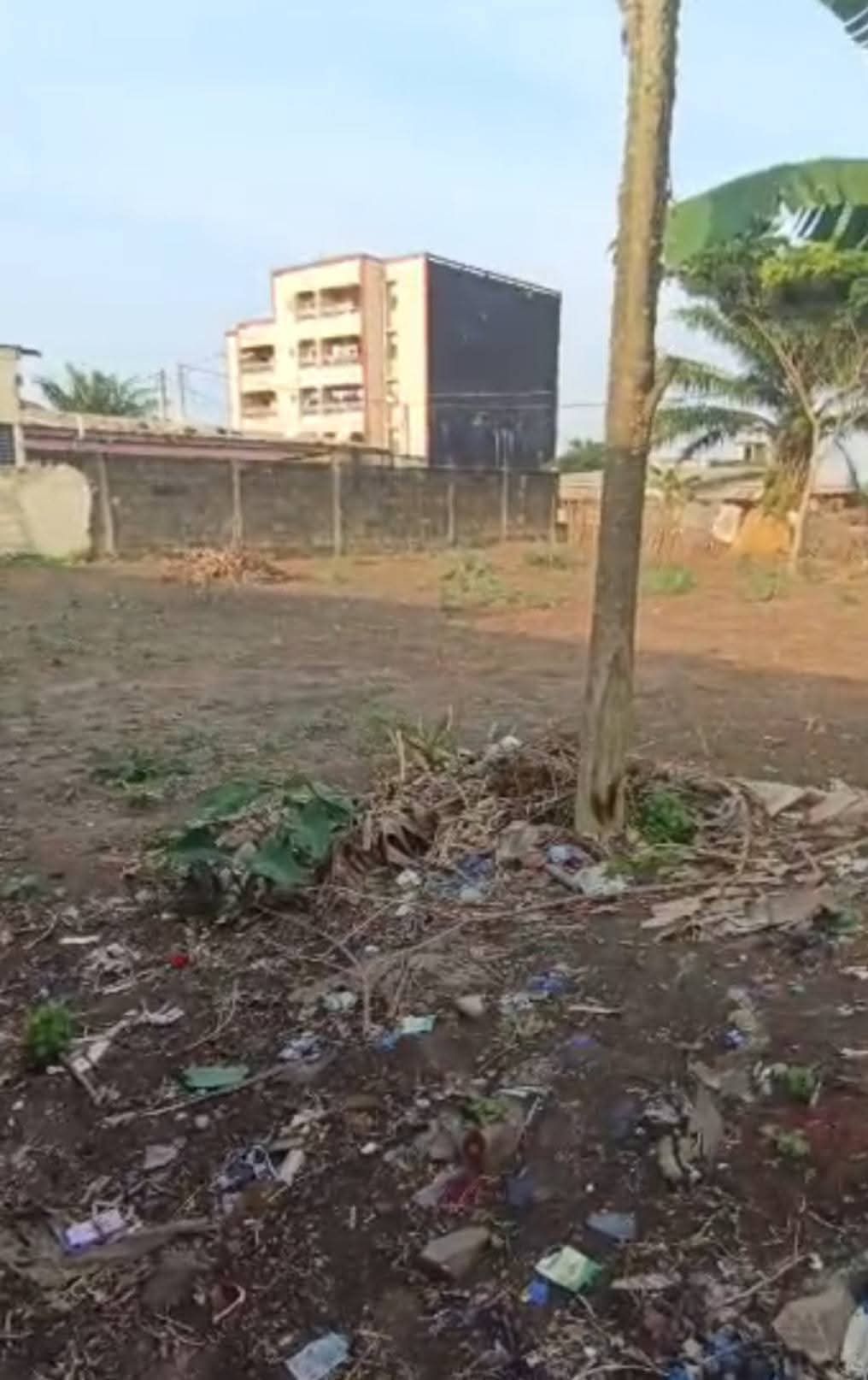 Terrain 539 m2 - Anyama