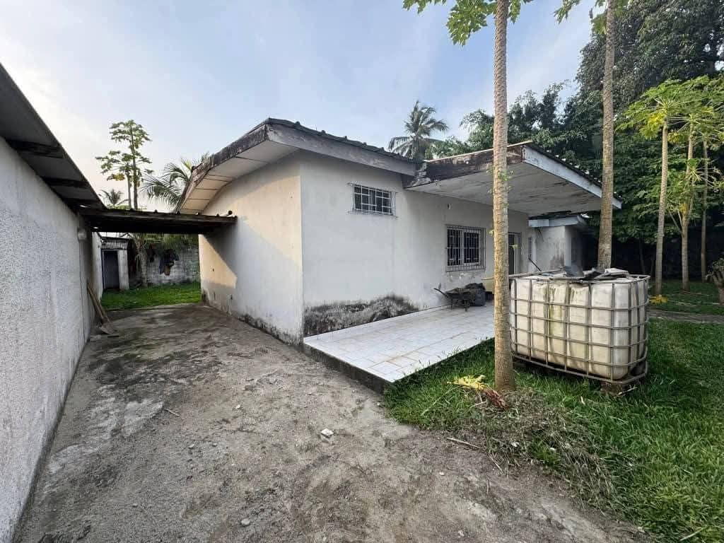 Villa de 04 pièces à vendre