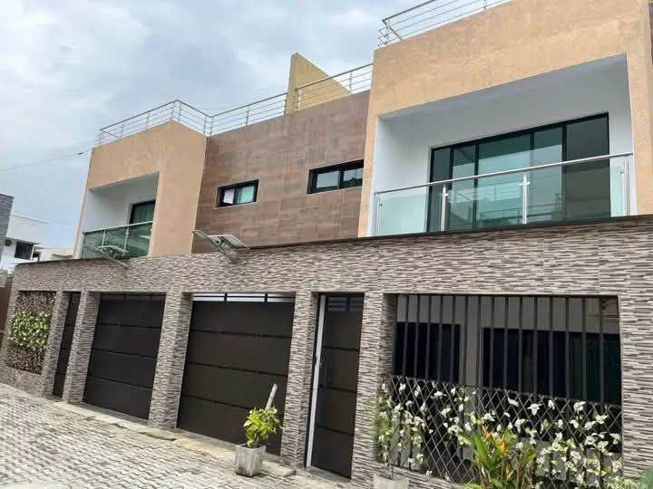 VILLA DUPLEX 4 PIÈCES À LOUER