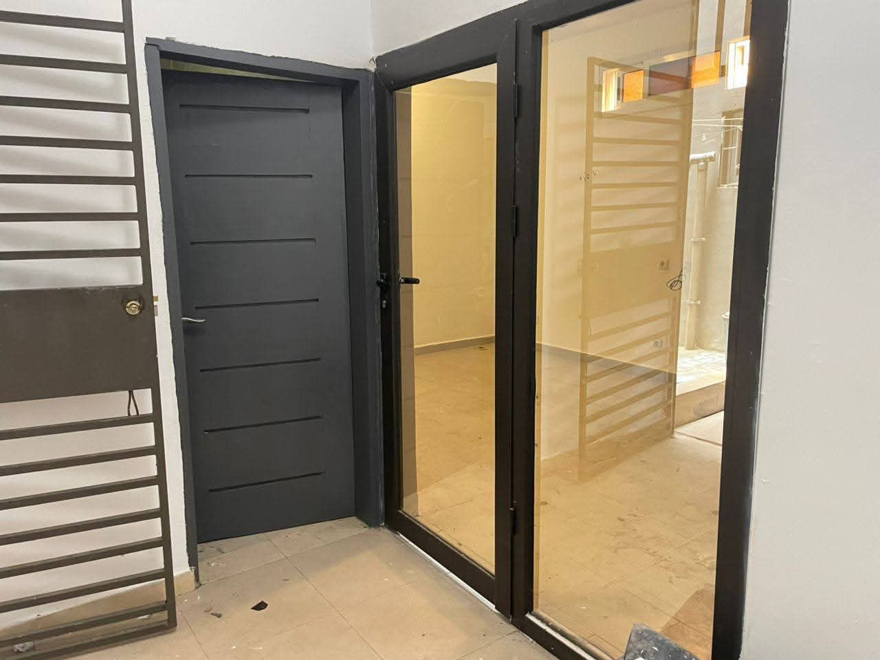 GRAND STUDIO À LOUER