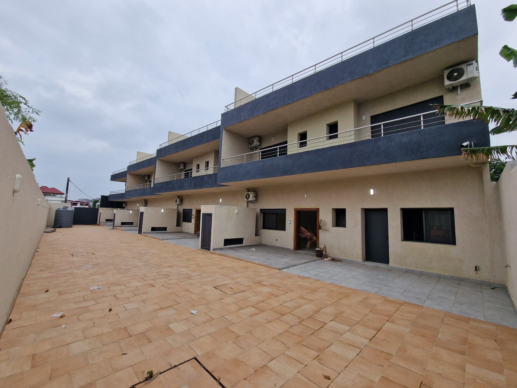 04 BELLES VILLAS JUMELÉES DE 06 PIÈCES