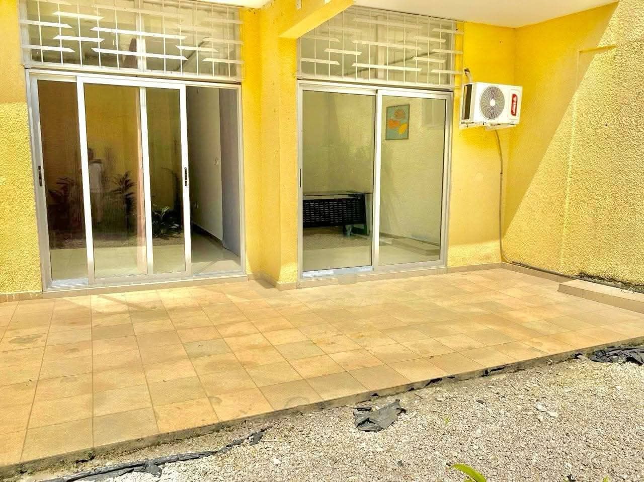 VILLA DUPLEX DE 05 PIÈCES EN LOCATION