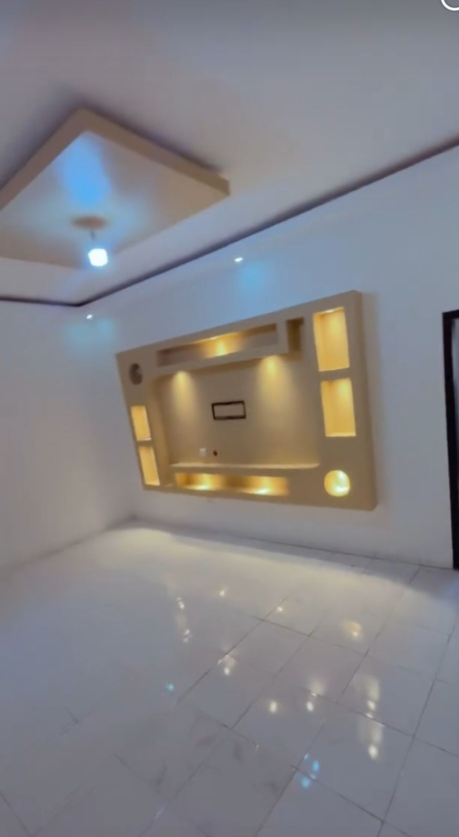 BEL APPARTEMENT DE 02 PIÈCES EN LOCATION