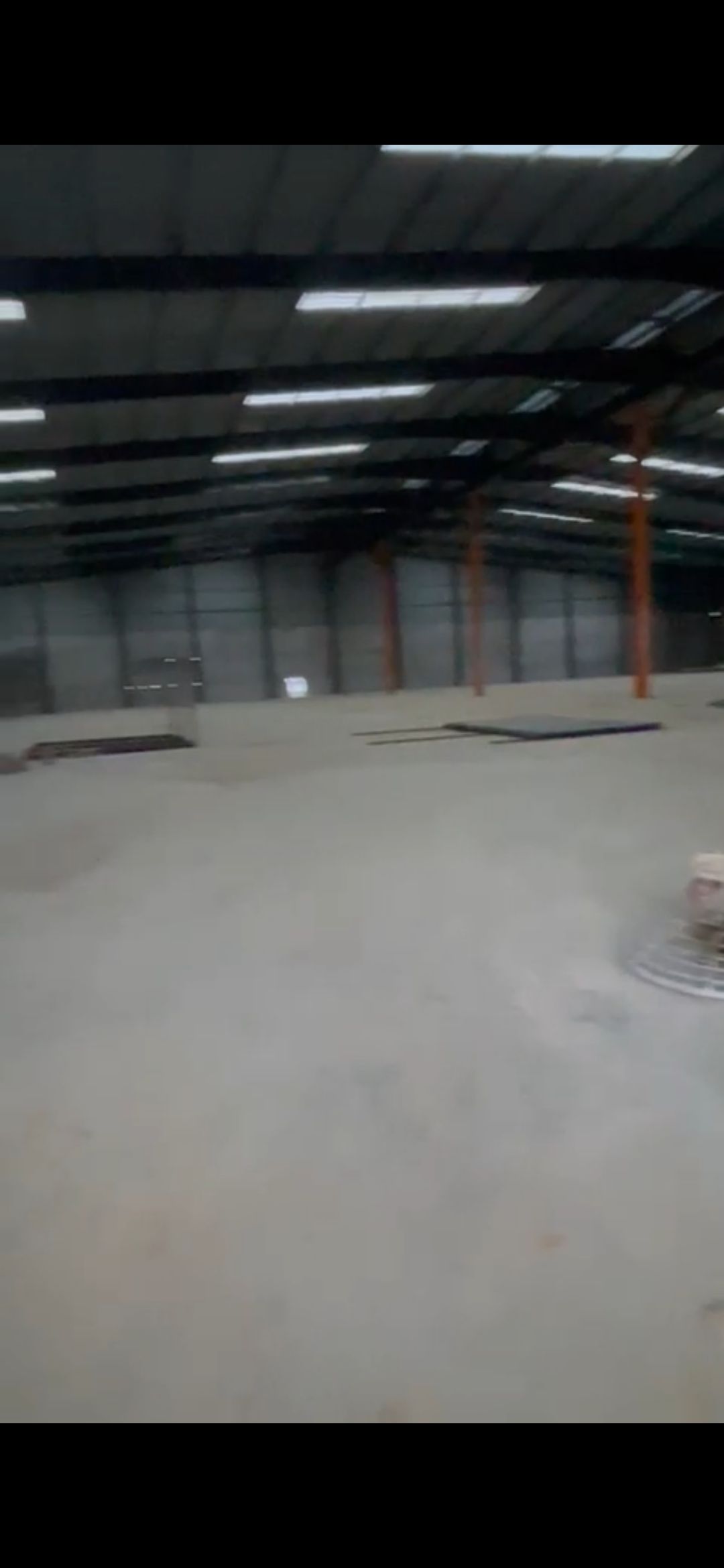 Entrepôt de 6000 M2 couverts - Nouvelle ZI YOP