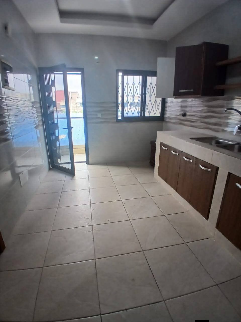 Appartement 3 pièces de bon standing au 1er étage