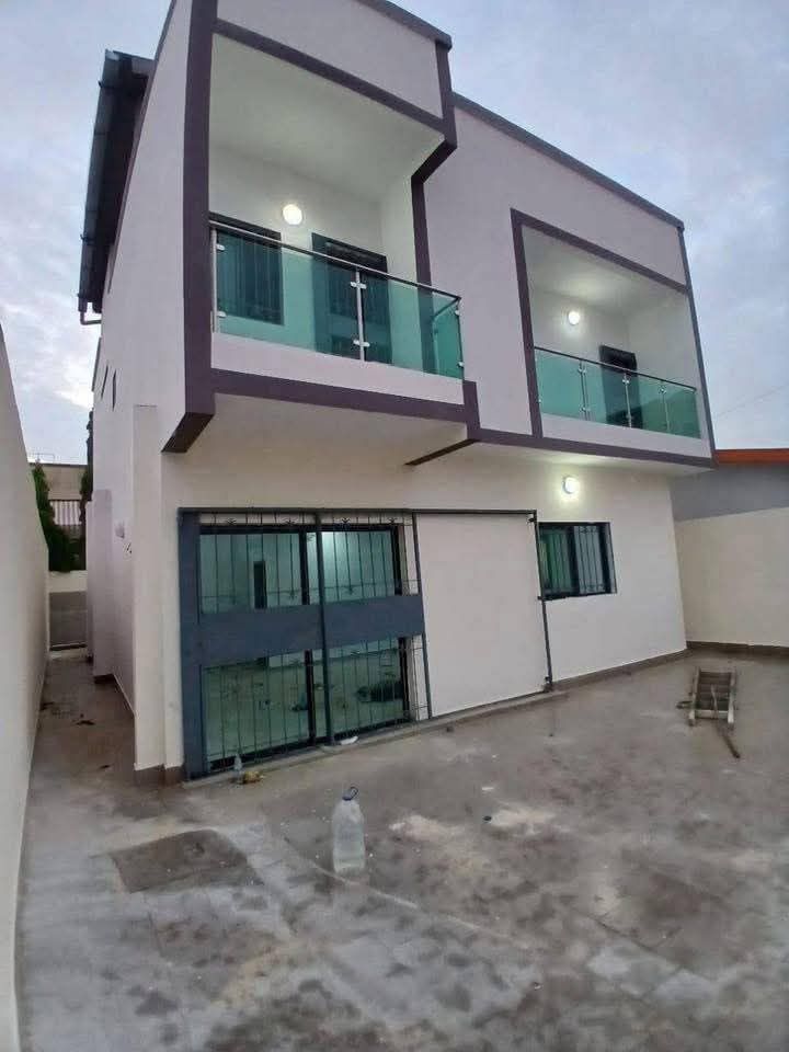 VILLA DUPLEX 5 PIÈCES À LOUER