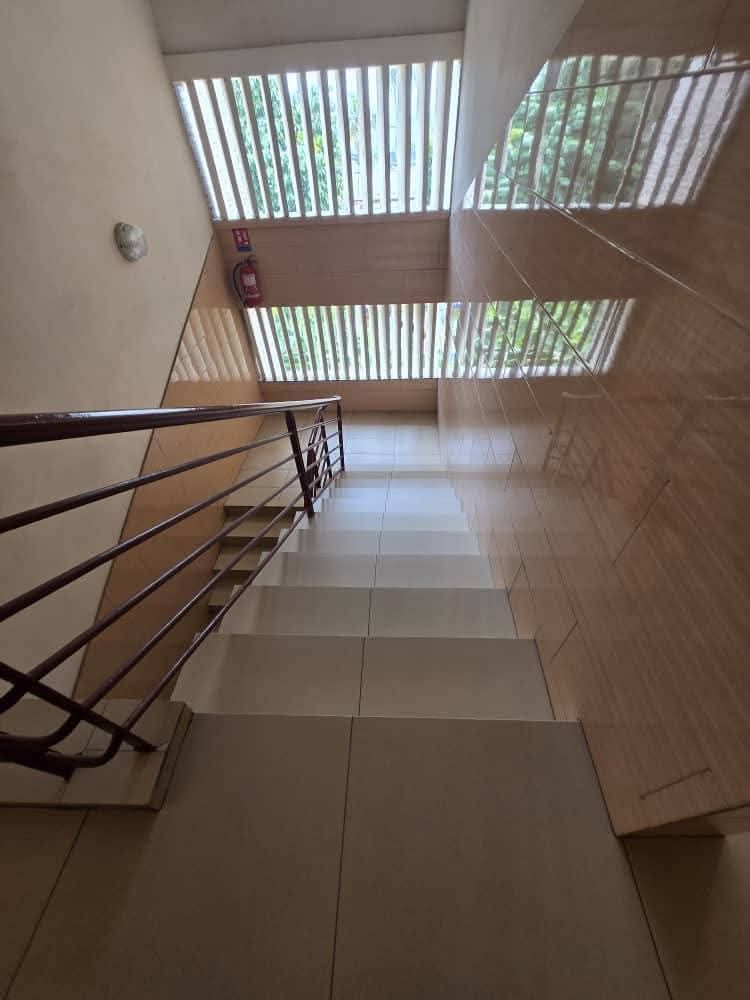 BEL APPARTEMENT DE 02 PIÈCES EN LOCATION