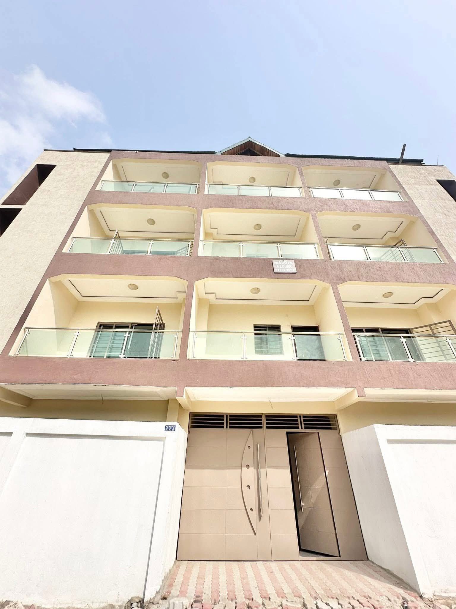 Appartement 3 pièces au rez-de-chaussée