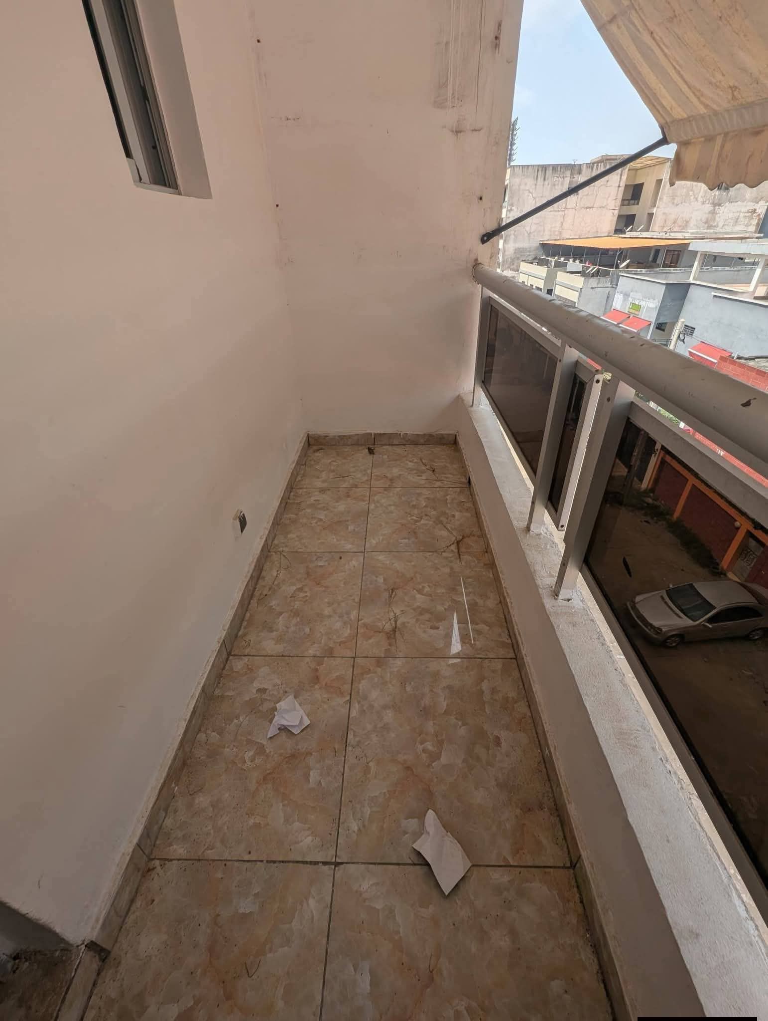 Appartement 3 pièces bon standing au 3ème étage
