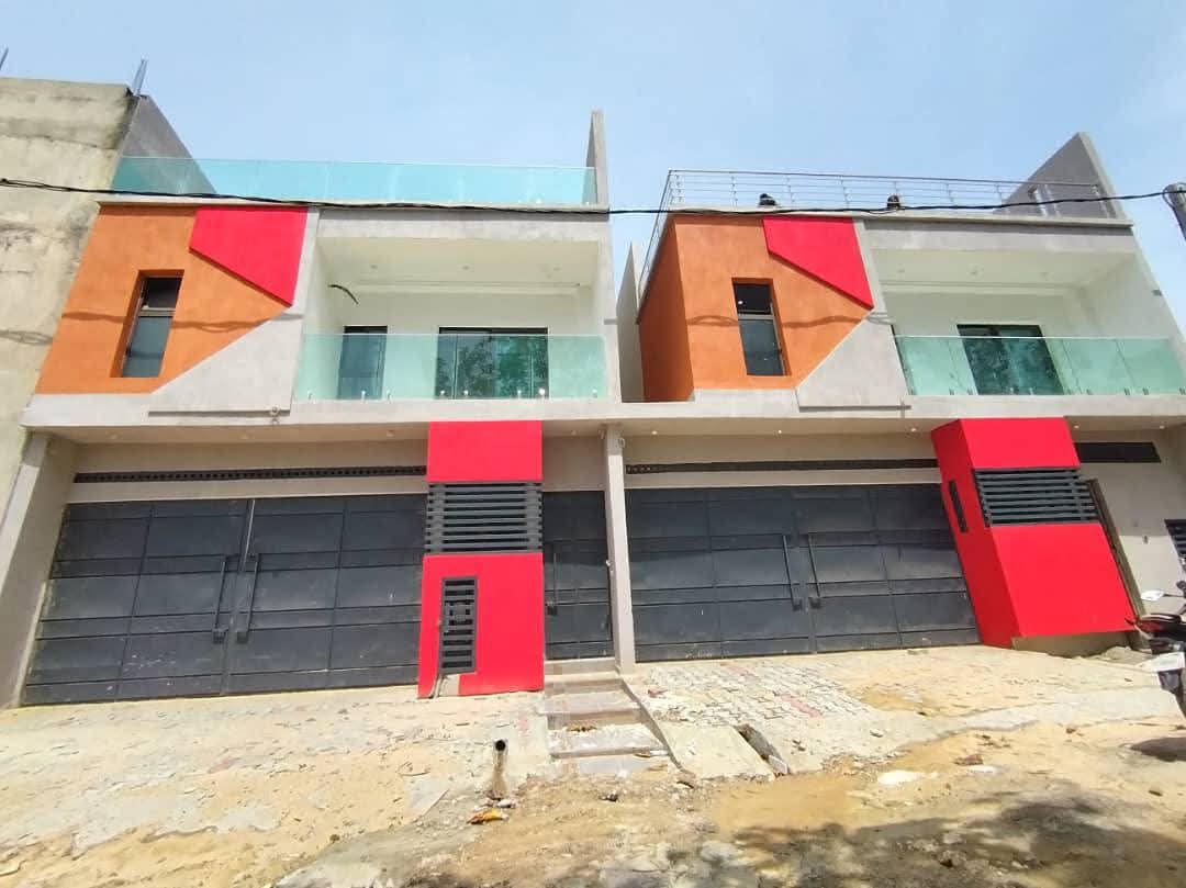 VILLA TRIPLEX 7 PIÈCES À VENDRE