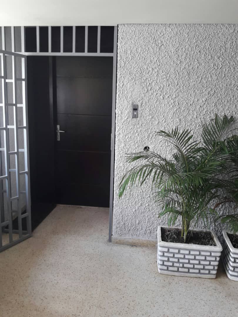 APPARTEMENT 5 PIÈCES EN VENTE
