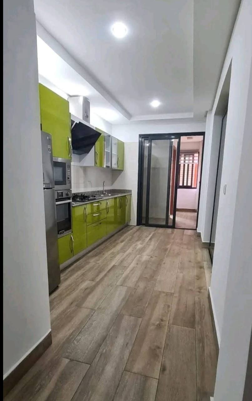BEL APPARTEMENT DE 04 PIÈCES EN LOCATION