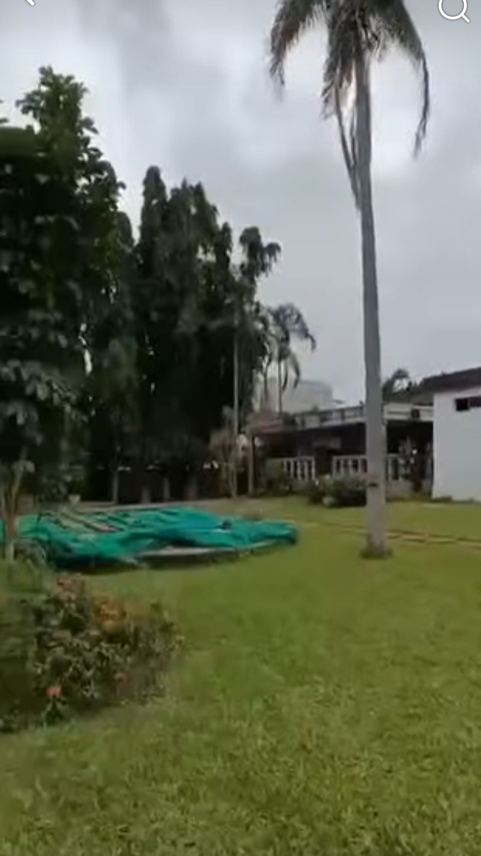 GRANDE VILLA EN VENTE AUX DEUX PLATEAUX