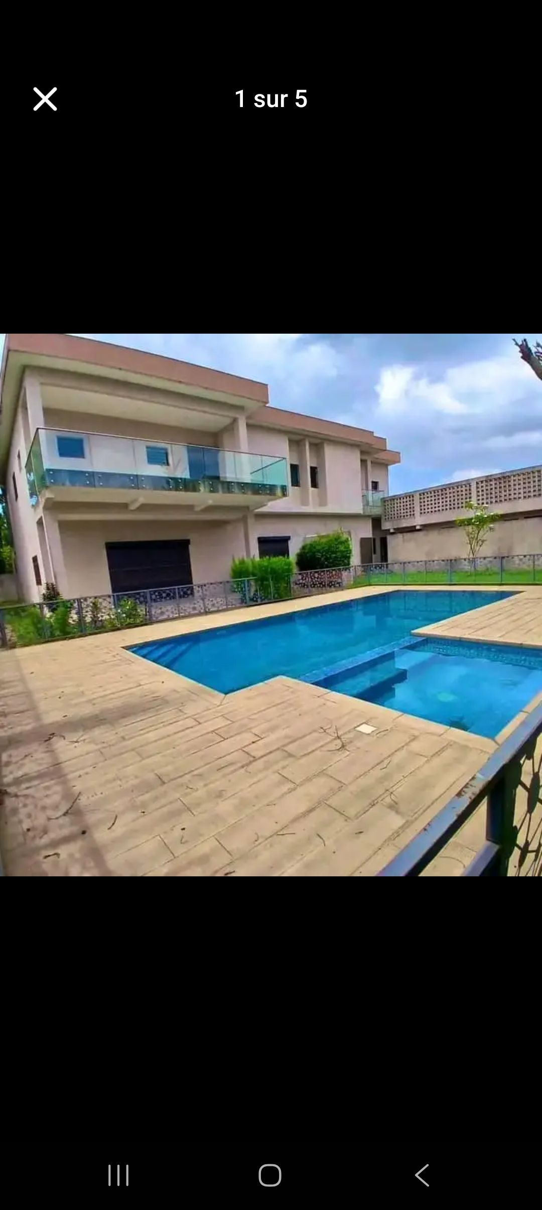 VILLA DUPLEX DE 7 PIÈCES DE HAUT STANDING  COCODY 2 PLATEAUX VALLON EN LOCATION