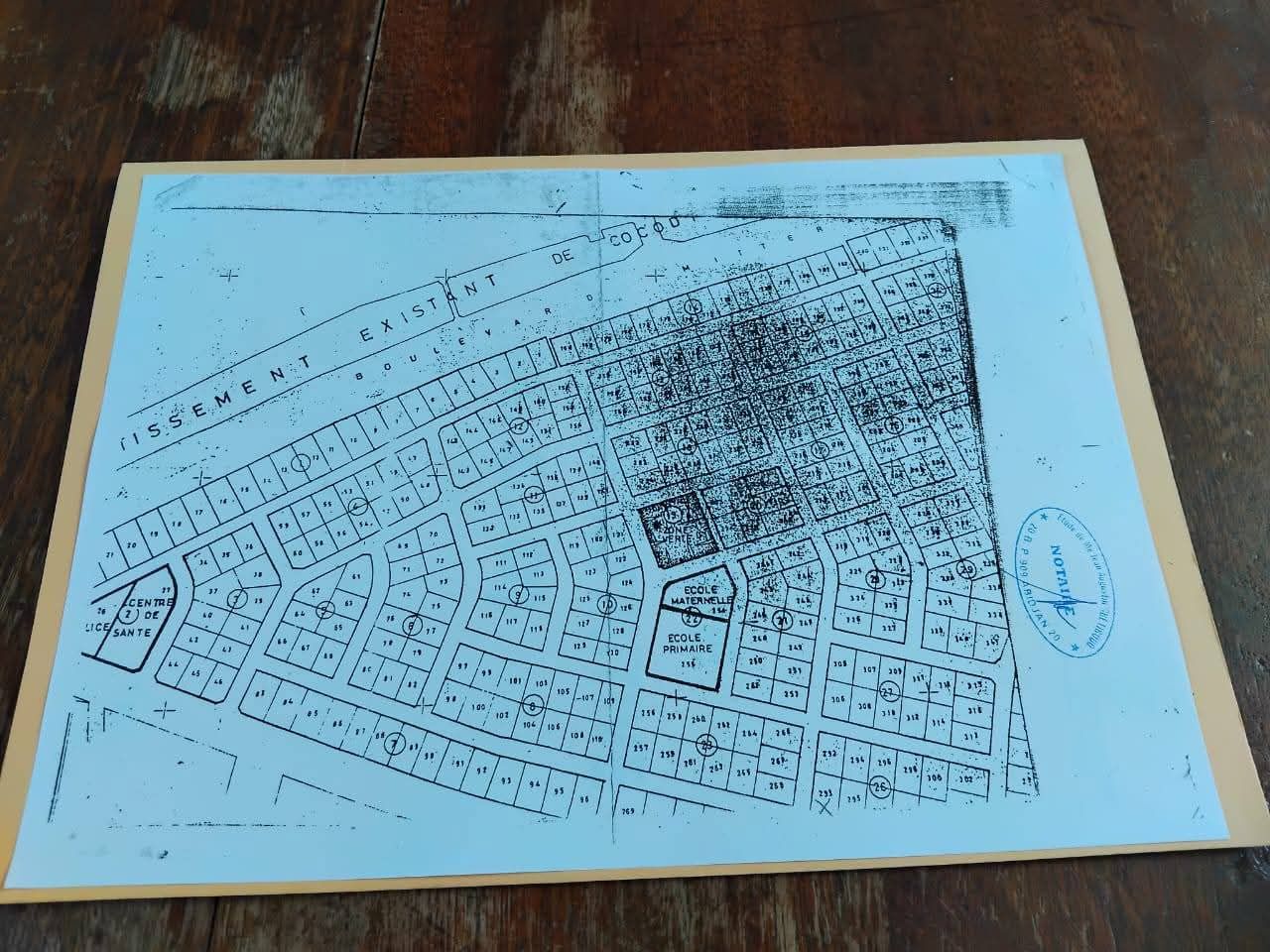 TERRAIN DE 600m2 EN VENTE