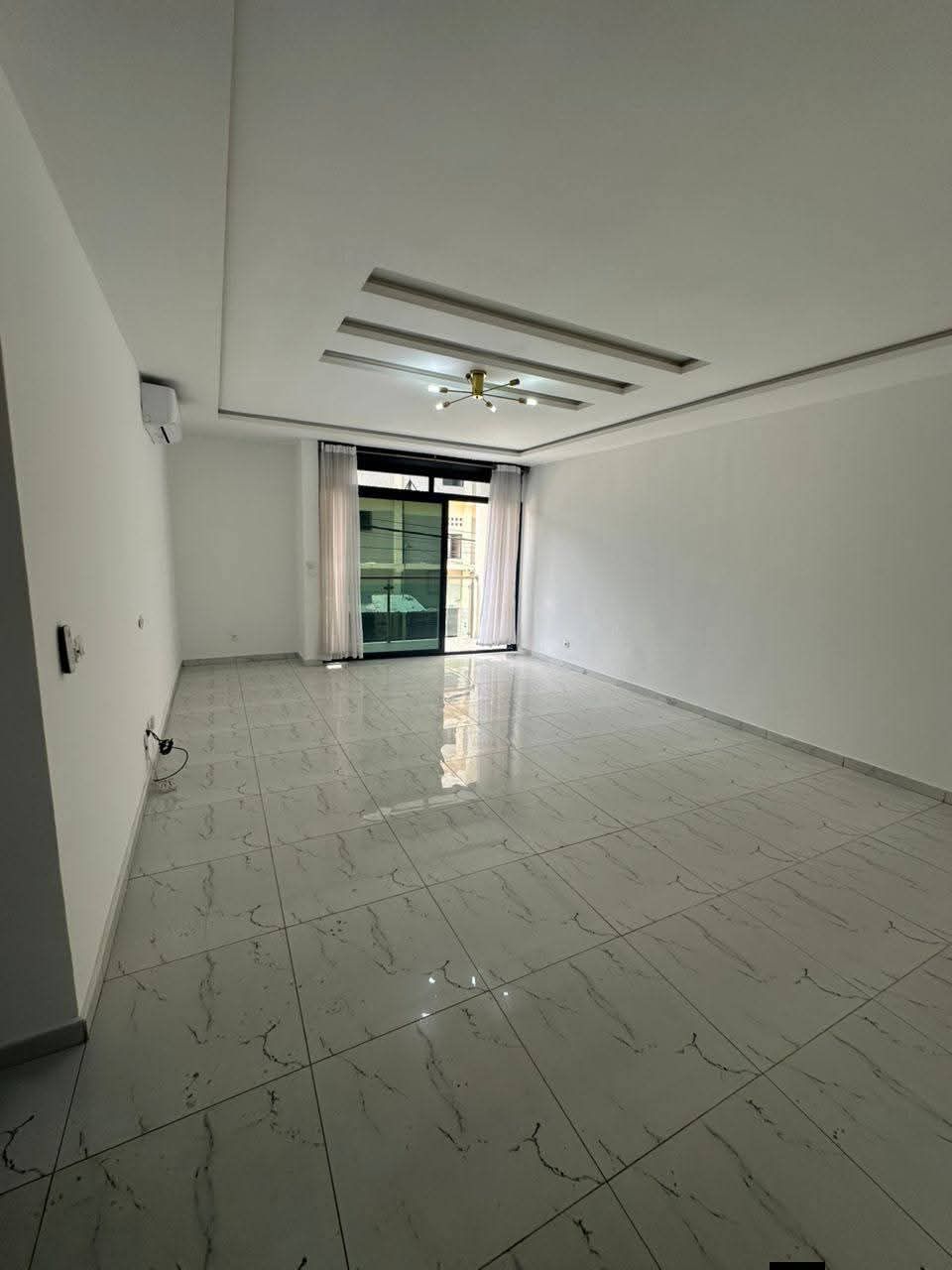 APPARTEMENT 3 PIÈCES À LOUER