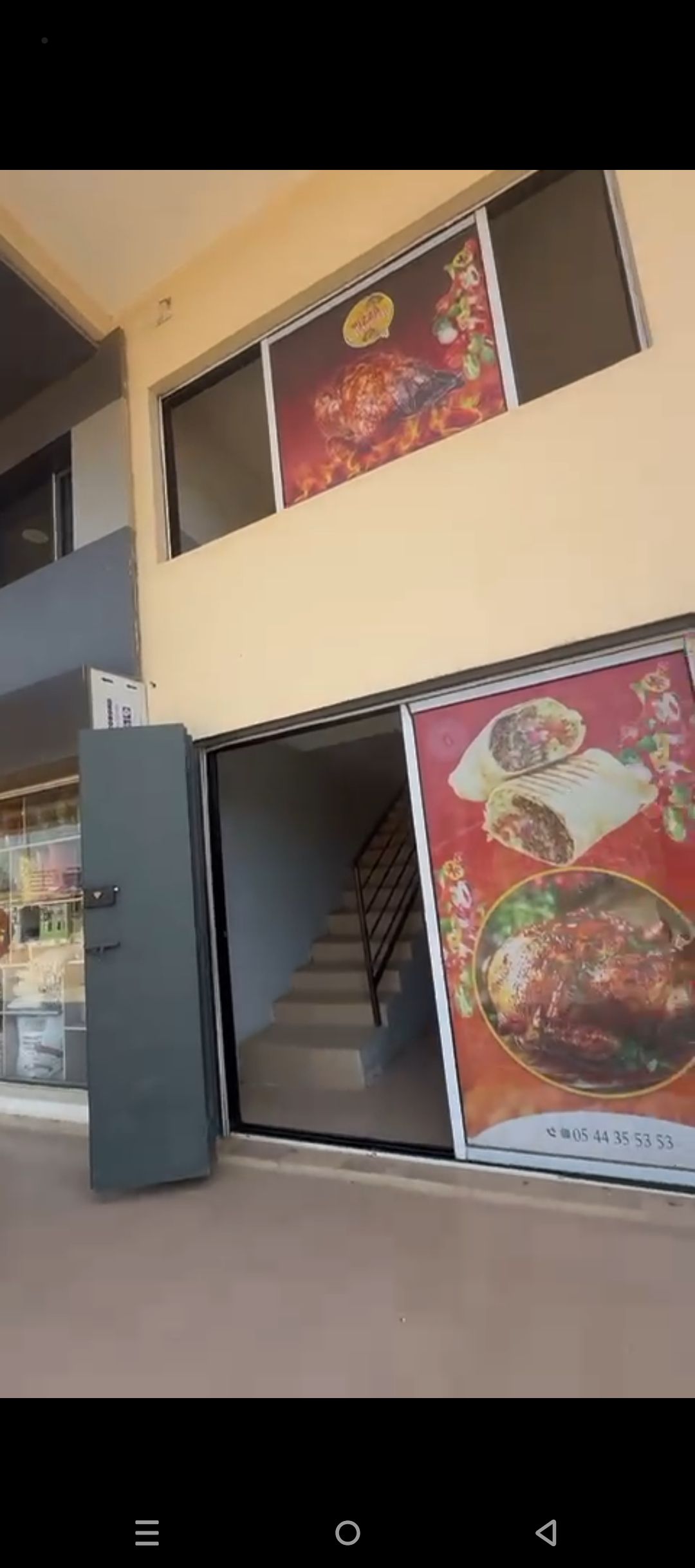 Grand magasin à louer