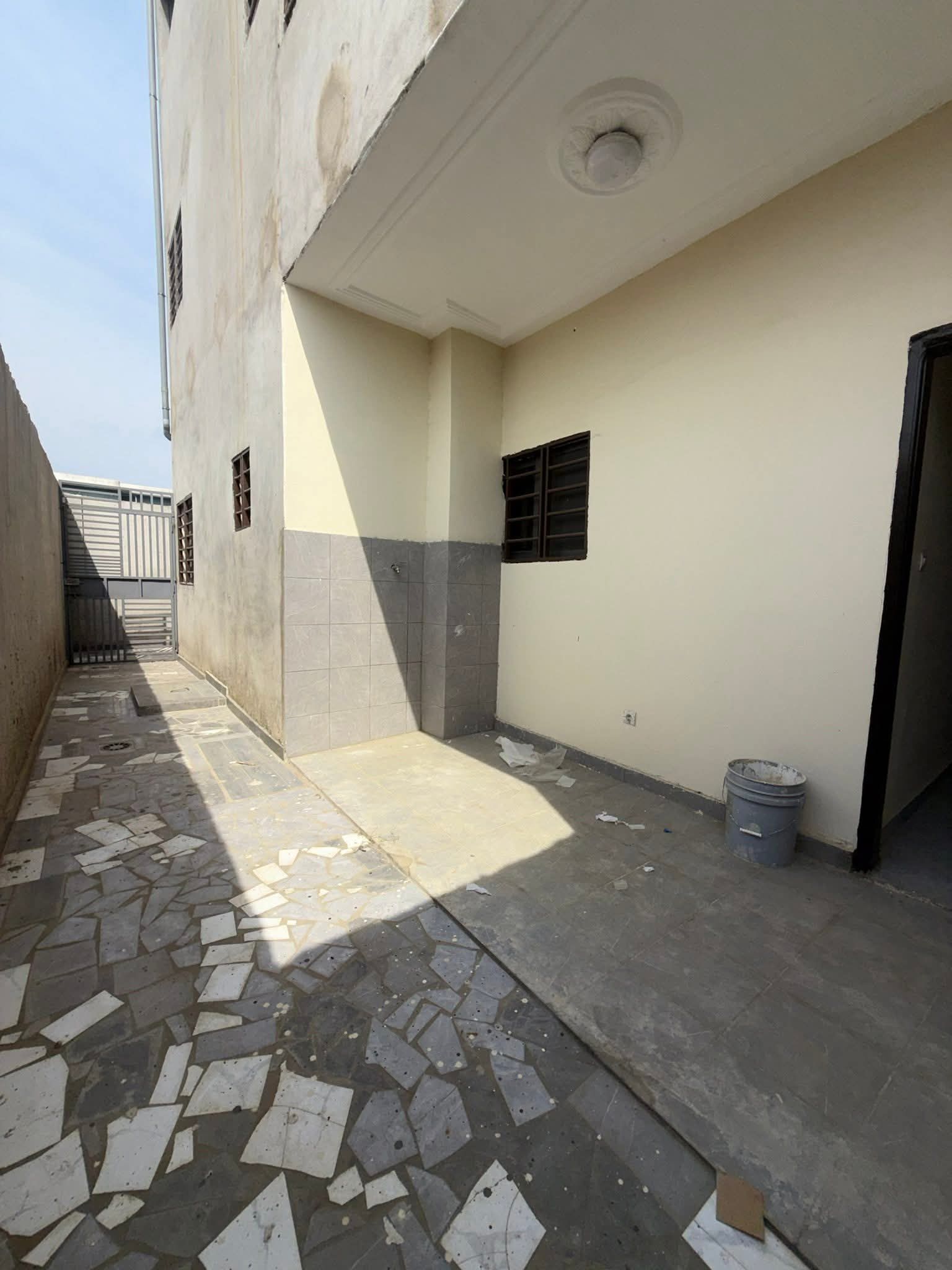 Bel appartement 3 pièces, nouvelle construction