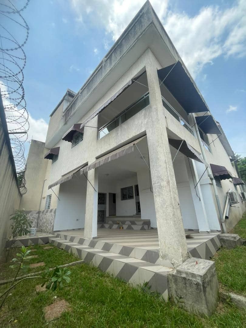 Villa duplex en location