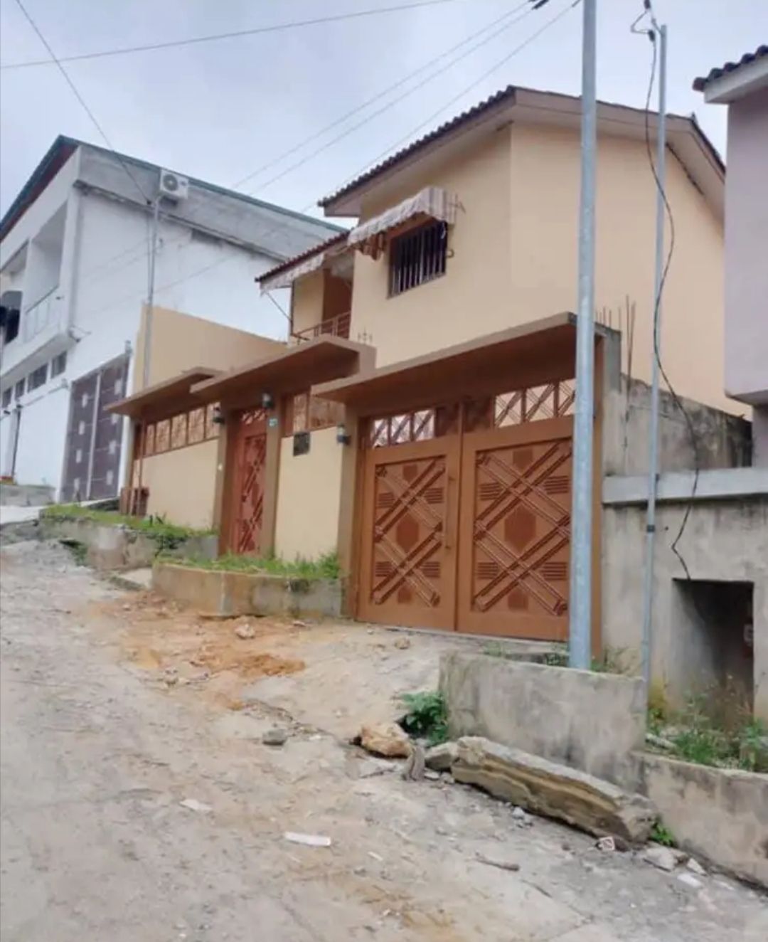 Belle villa duplex en location