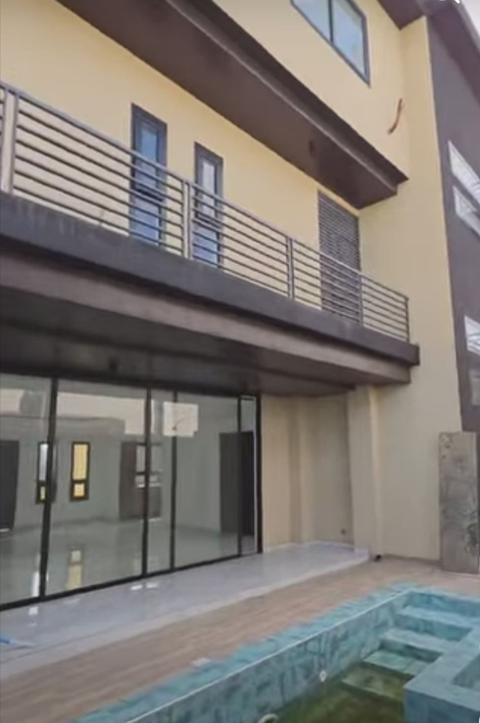 Belle villa duplex en vente