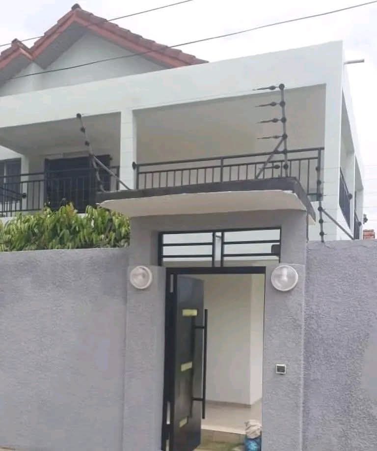 VILLA DUPLEX 5 PIÈCES EN LOCATION