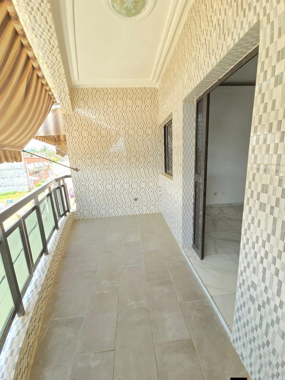 Appartement 3 pièces au 2ème étage