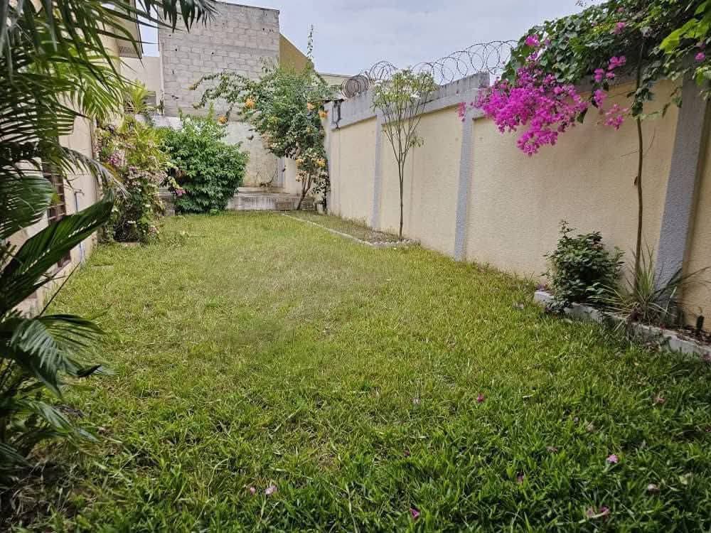 VILLA DUPLEX 4 PIÈCES À LOUER