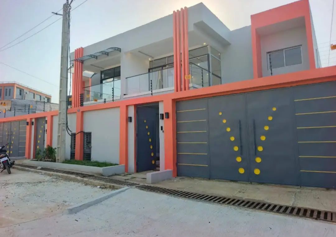 VILLA DUPLEX 5 PIÈCES À LOUER