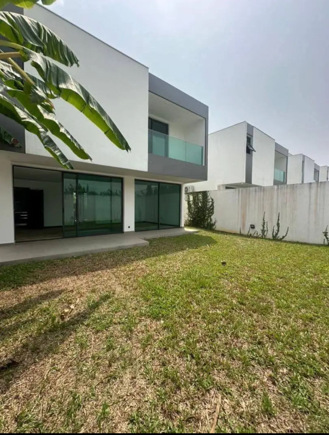 VILLA DUPLEX 5 PIÈCES À LOUER