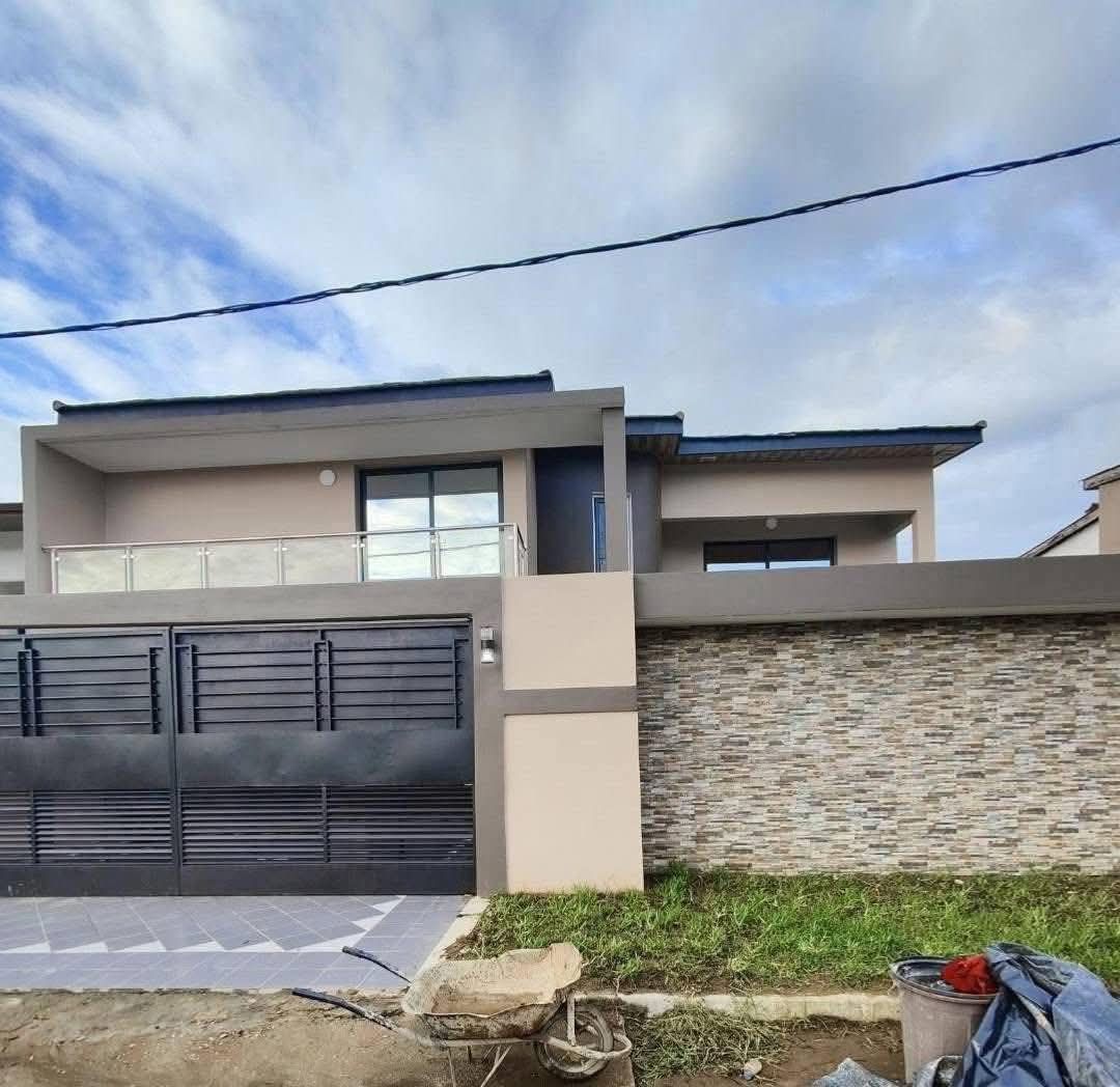 Belle villa duplex en location