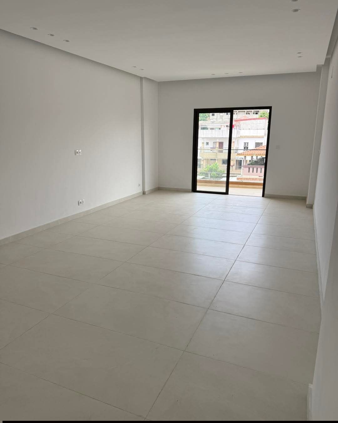 APPARTEMENT 3 PIÈCES EN LOCATION