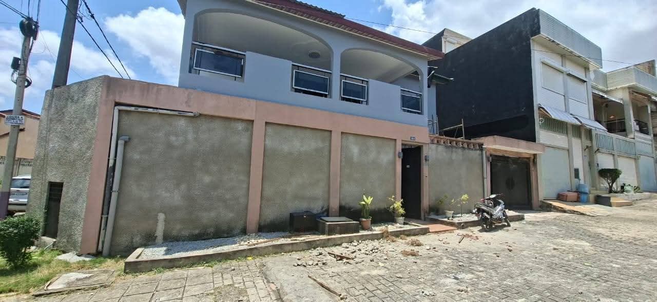 VILLA DUPLEX 5 PIÈCES À LOUER