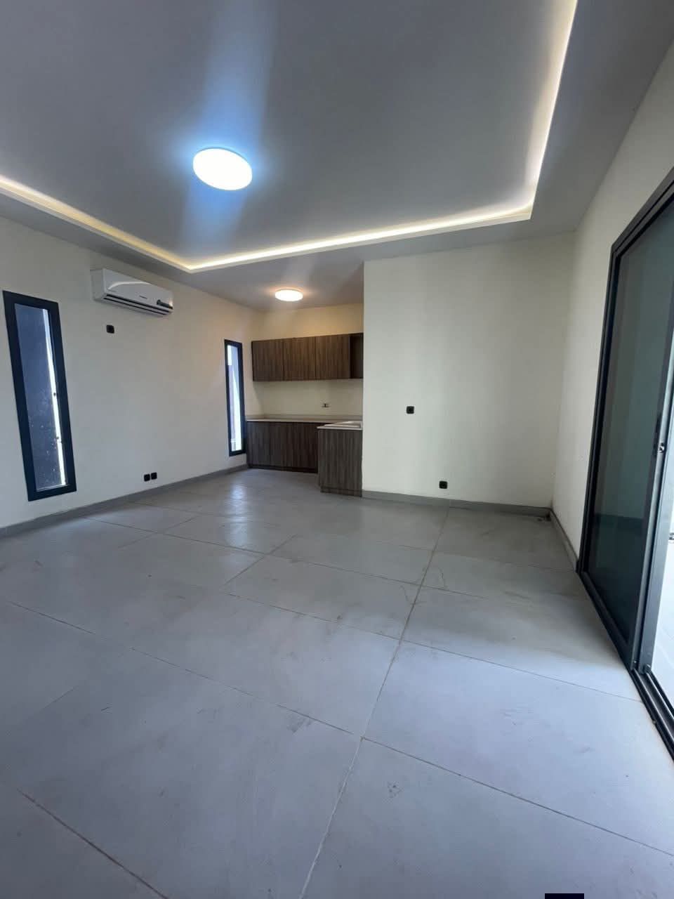 APPARTEMENT 3 PIÈCES MEUBLÉ À LOUER
