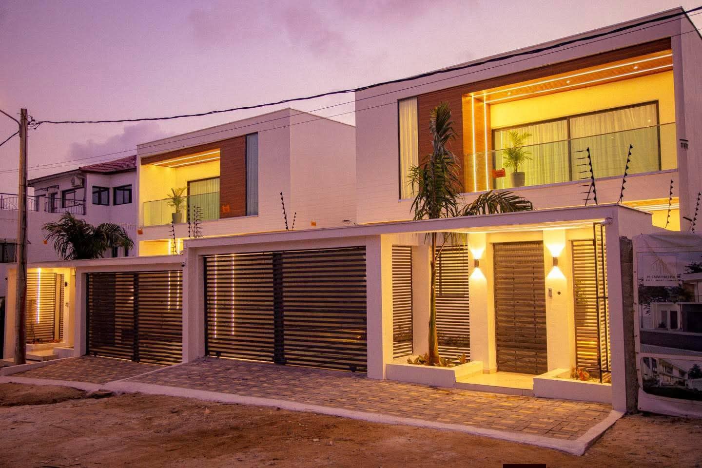 VILLA DUPLEX 7 PIÈCES EN VENTE.