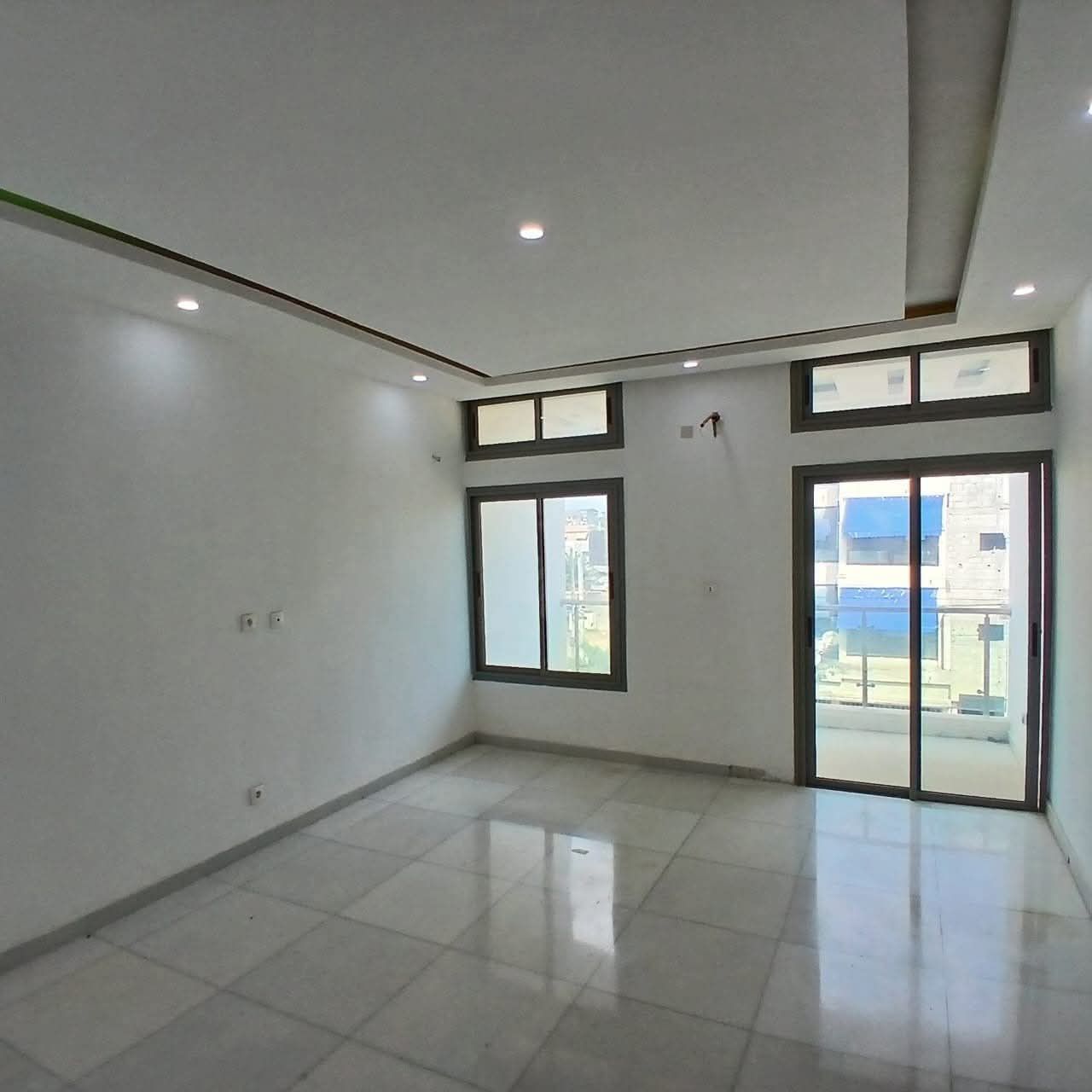 APPARTEMENT 4 PIÈCES À LOUER