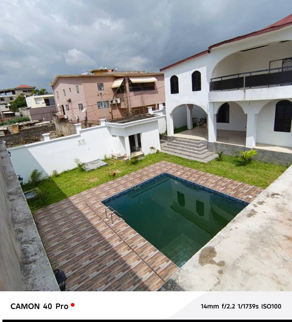 LOCATION VILLA DUPLEX 10 PIÈCES