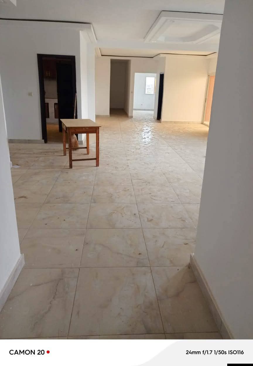 Appartement 5 pièces au 4e étage
