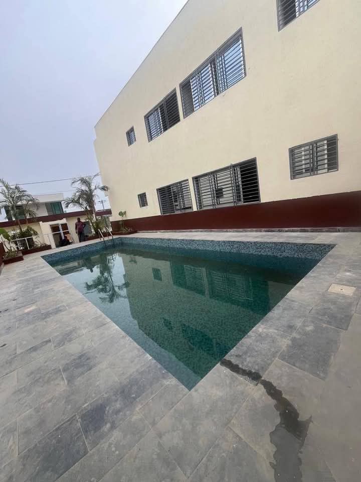 Appartement 4 pièces Haut standing avec piscine privée