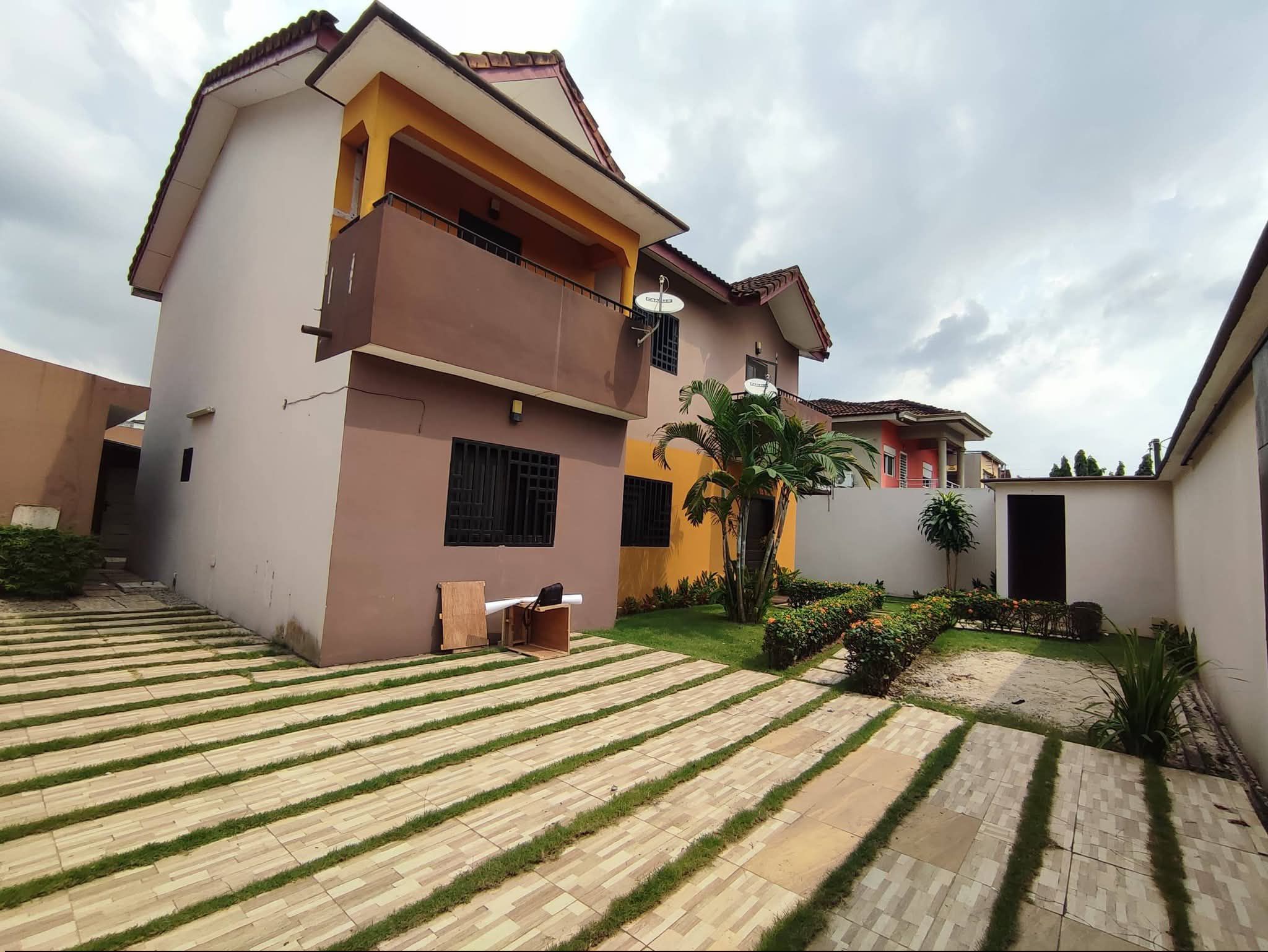 VILLA DUPLEX 5 PIÈCES À LOUER