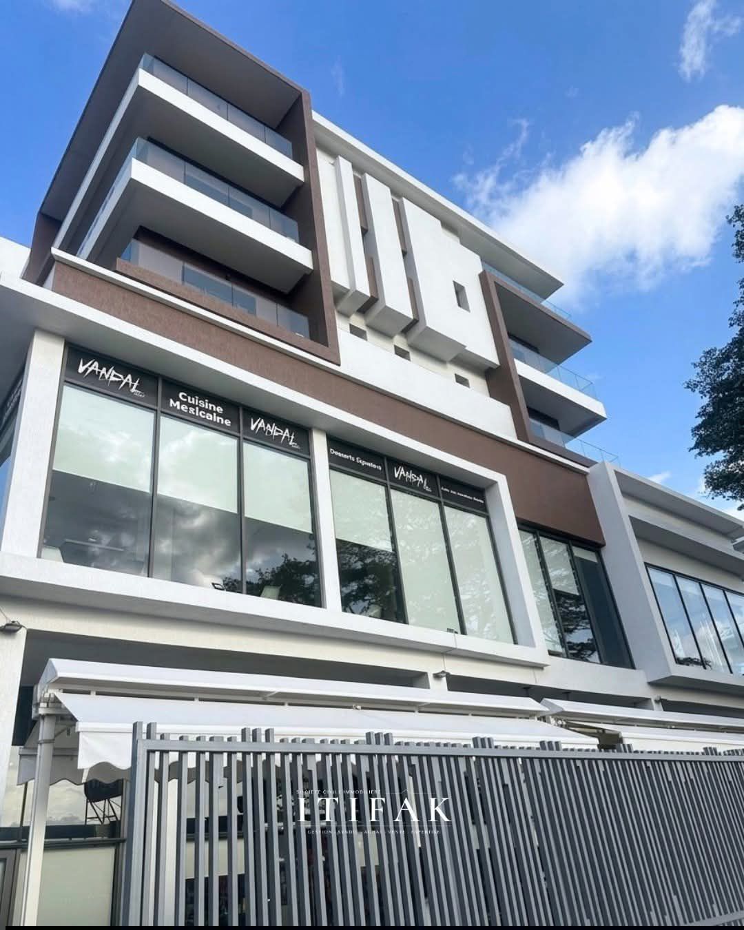 Bonne opportunité, Appartement 4 pièces au 3e étage avec ACD