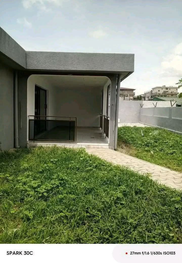 LOCATION VILLA BASSE 5 PIÈCES