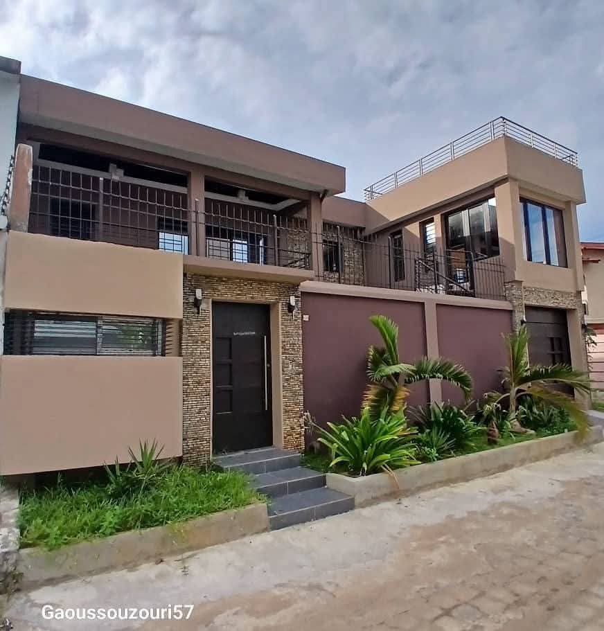LOCATION VILLA DUPLEX 7 PIÈCES