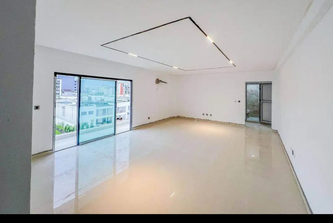 APPARTEMENT 3 PIÈCES À LOUER