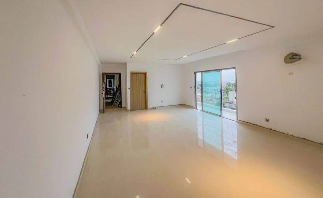 APPARTEMENT 4 PIÈCES EN VENTE