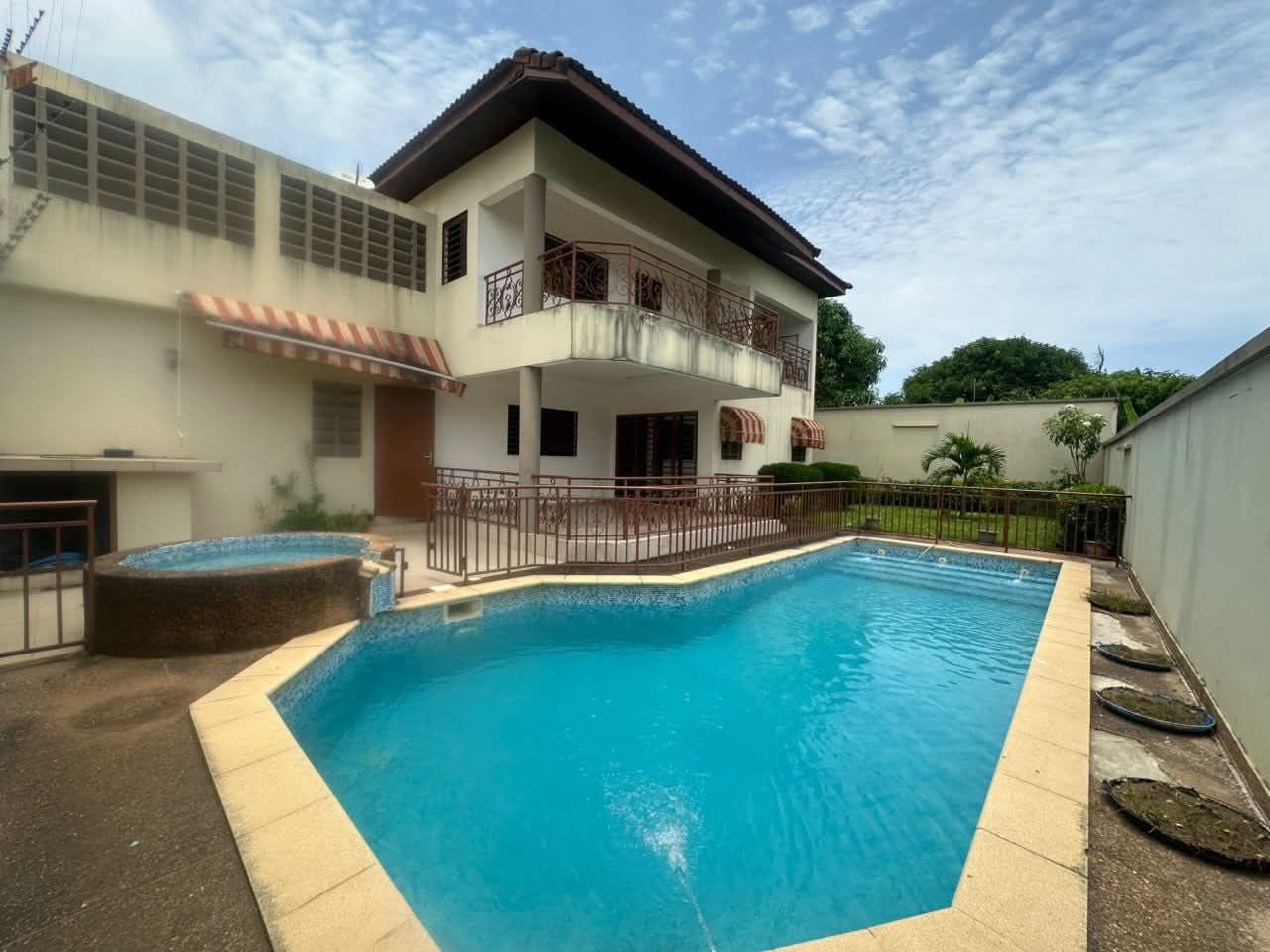 LOCATION VILLA DUPLEX 4 PIÈCES