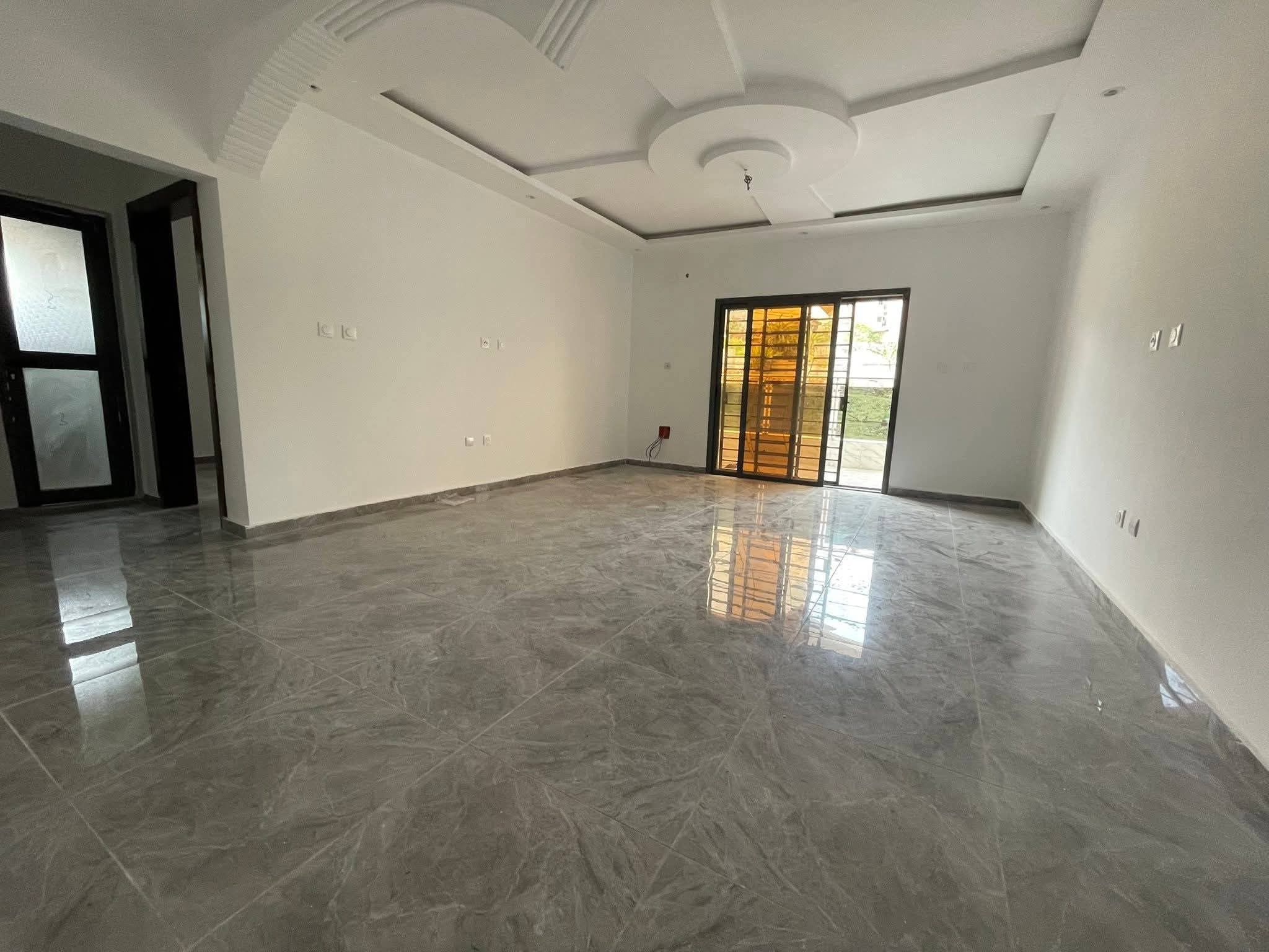 APPARTEMENT 3 PIÈCES EN LOCATION