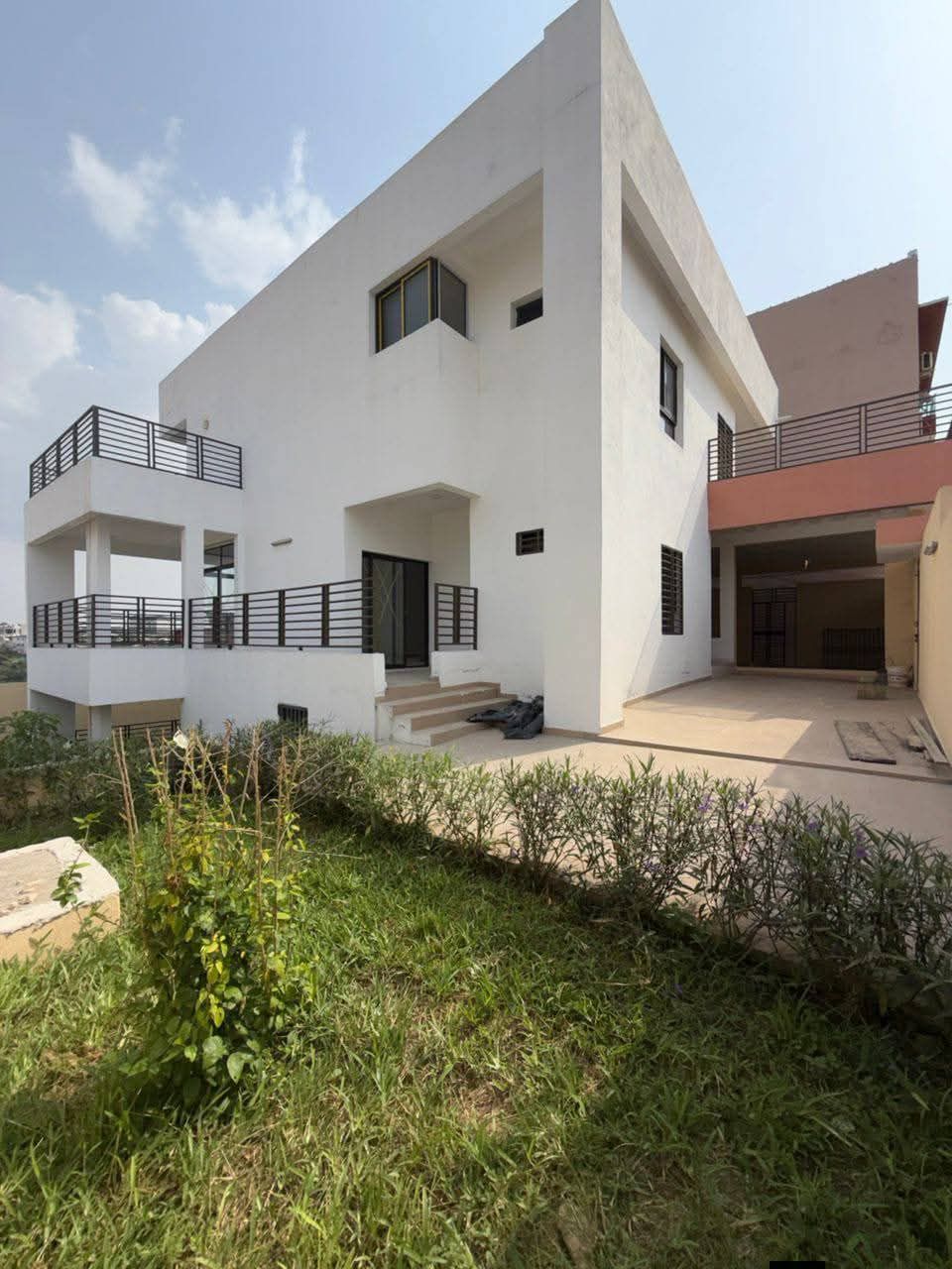 Villa triplex 10 pièces nouvelle construction