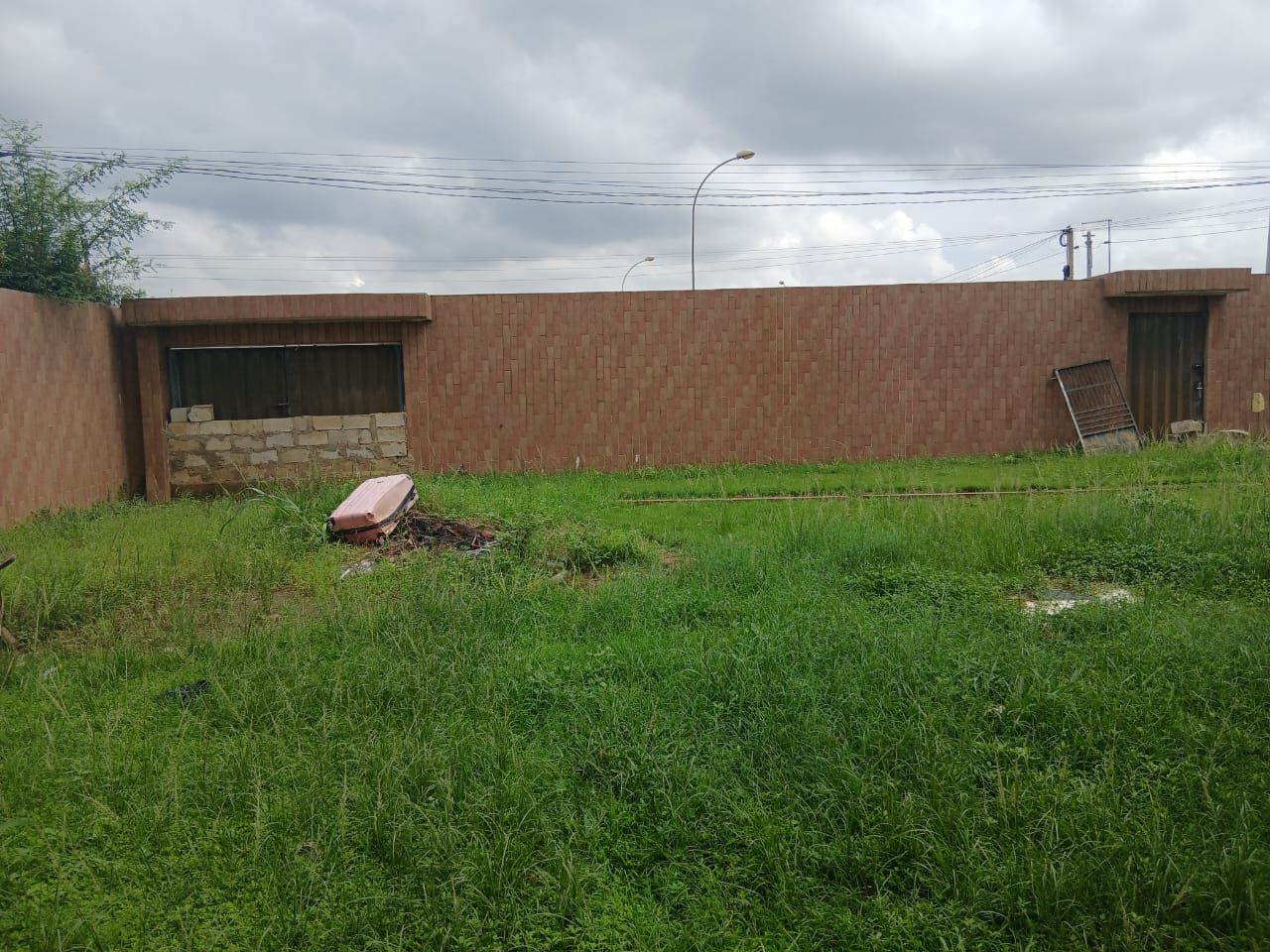 UN TERRAIN DE 560M² EN VENTE